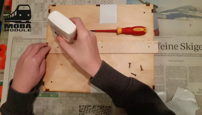 modelleisenbahn kinder modulbau bausatz trassenbrett verleimen moba module