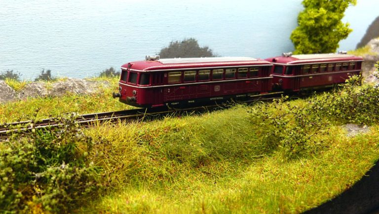 Spur N Mini Diorama VT98 Moba Module 1